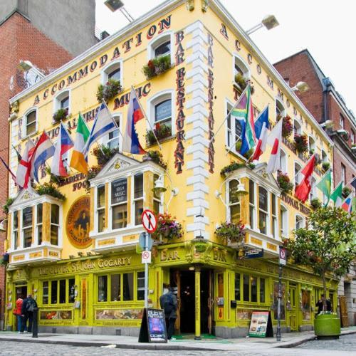 Gogartys Temple Bar Hostel Dublin Exterior photo